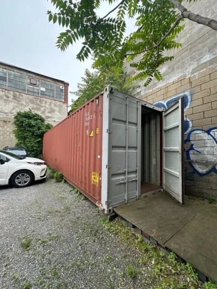 40ft High Cube Shipping Container – Excellent Condition